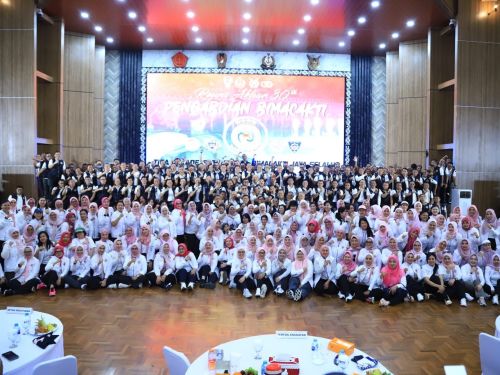 Bentuk Bakti 30 Akabri 95, Ratusan Bansos Diberikan Kepada Masyarakat