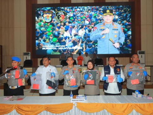 7 Perusuh Diamankan Polda Lampung 1 Ditetapkan Tersangka Kasus Bom Molotov Saat Demo