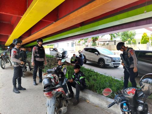Gegana Brimob Lampung Gelar Patroli Intensif di Pusat Keramaian Demi Stabilitas Kamtibmas