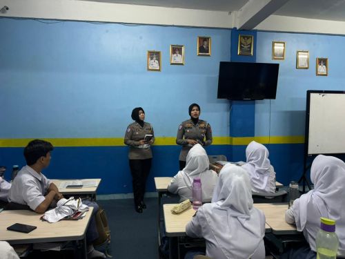 Ops Keselamatan, Polisi di Bandar Lampung Ajak Pelajar Tertib Berlalu Lintas