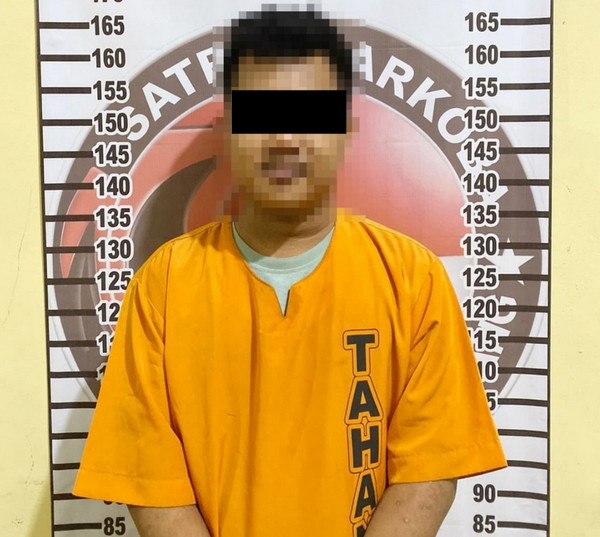 Gasak Narkoba, Polres Tulang Bawang Tangkap Pemuda Pengangguran Yang  Edarkan Sabu - Tribratanews Polda Lampung