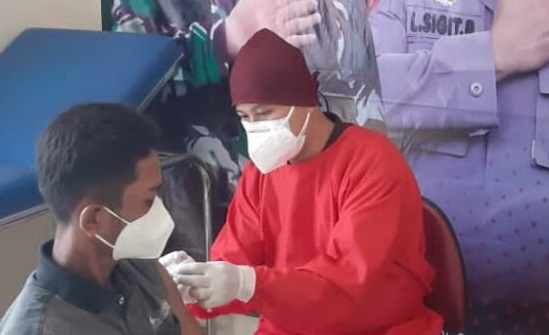 Vaksinasi Tahap I Dan II Di Polsek Jajaran Polres Lampung Tengah