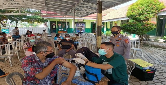 Polres Tubaba Telah Melaksanakan Vaksinasi Dosis II Secara Serentak Di Kabupaten Tulang Bawang Barat