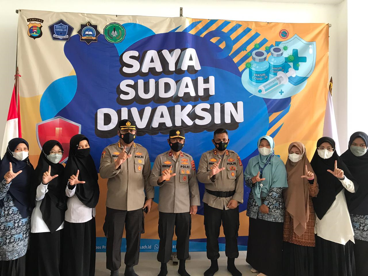 Polsek Seputih Raman Gelar Vaksinasi di Masjid Agung Nurul Iman Usai Tarawih