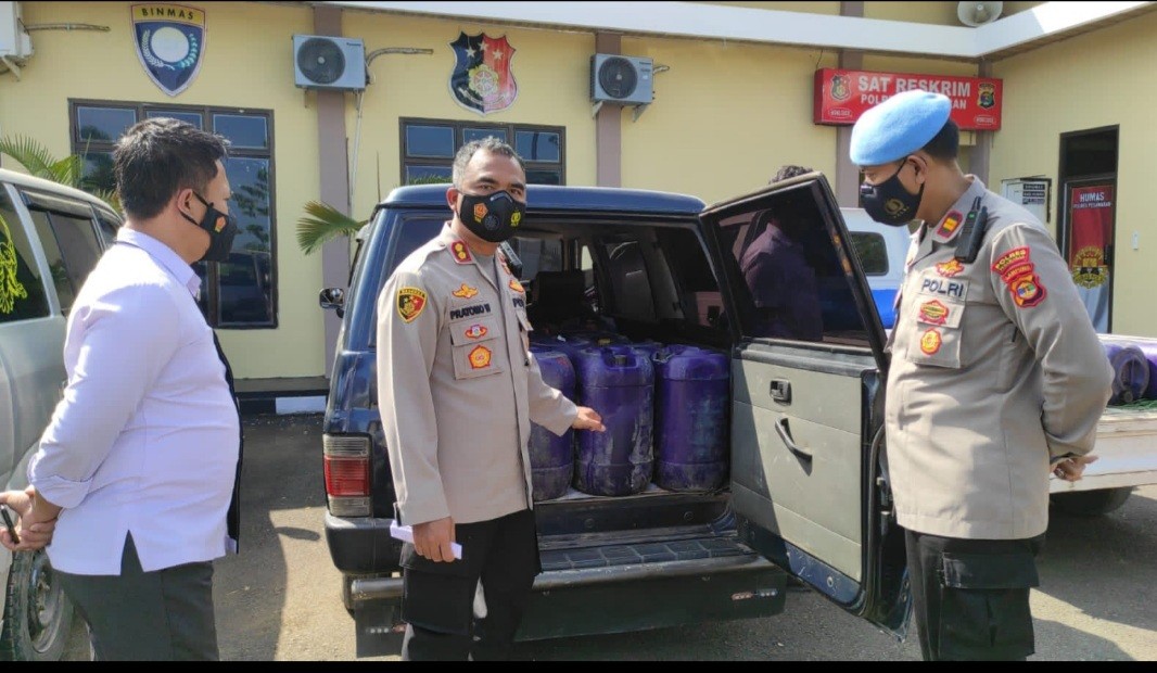 Polres Pesawaran Polda Lampung mengungkap 3 (Tiga) kasus dugaan penyalahgunaan Bahan Bakar Minyak (B