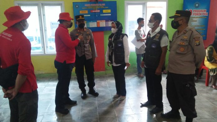 Polres Lampung Tengah Bersama Pemda Lampung Tengah Membuka Vaksinasi Di Seluruh Kampung