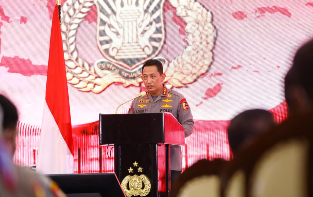 Wujudkan Pelayanan Publik yang Prima, Kapolri: Tak Ada Kata Lain Siap dan Laksanakan 