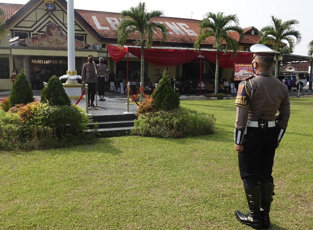 Kapolres Lampung Tengah Pimpin Apel Gelar Pasukan Ops Patuh Krakatau 2021