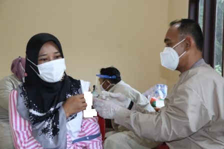Gerai Vaksin Merdeka Polda Lampung, Dua Hari Melayani Warga di Candipuro