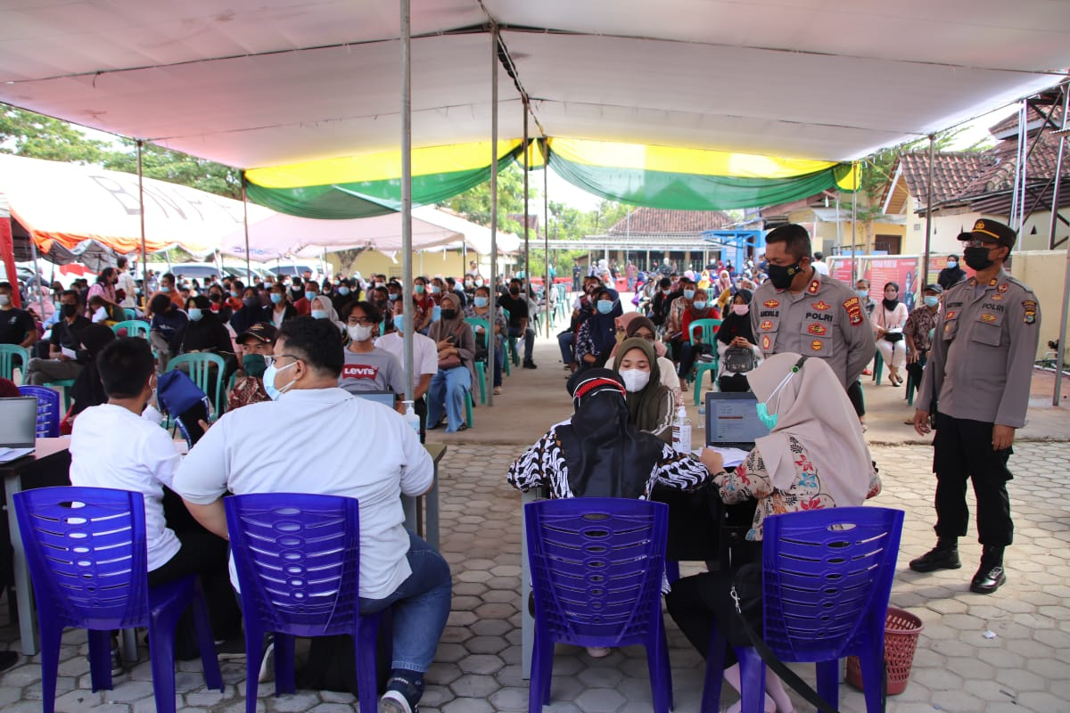 Polres Pringsewu Bersama TNI dan Dinkes Kebut Vaksinasi