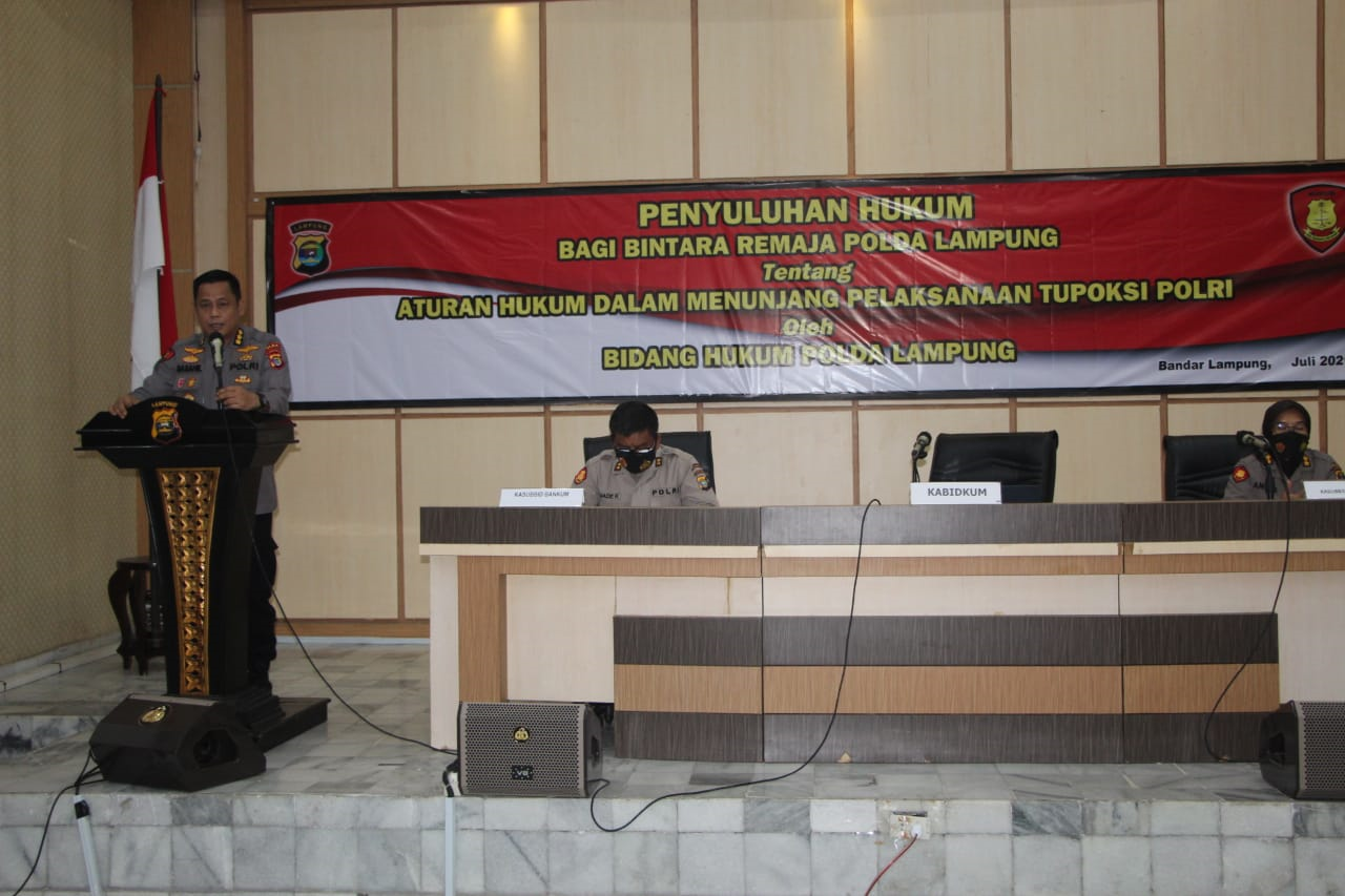 Bidkum Polda Lampung Mengadakan Penyuluhan Hukum Bagi Bintara Remaja Polda Lampung