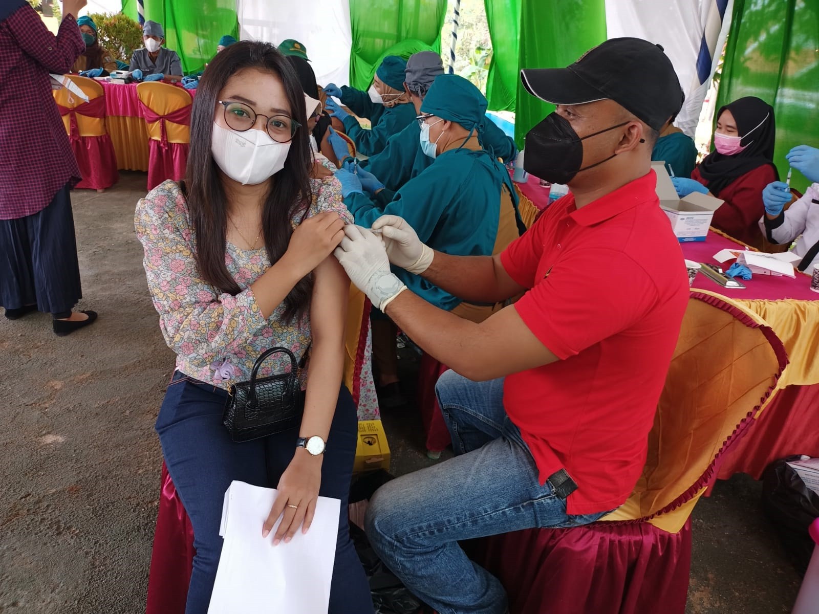 Vaksinasi Merdeka, Wakapolres Way Kanan Tinjau Vaksinasi Dosis ke 2 di Polsek Pakuan Ratu 