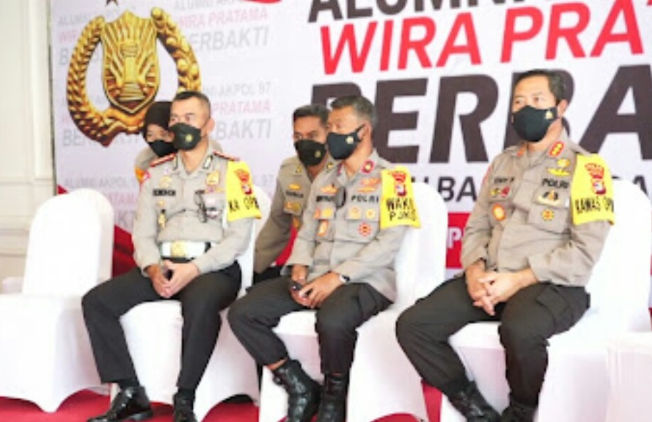 Wakapolda Meninjau Baksos Alumni Akpol 97 Wira Pratama Polda Lampung di Graha Wangsa