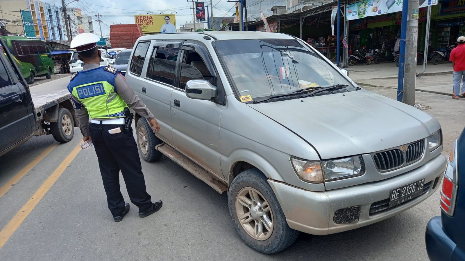Satlantas Polres Tulang Bawang Gelar Penertiban Terhadap Travel Gelap di Pasar Unit 2, Berikut Hasil