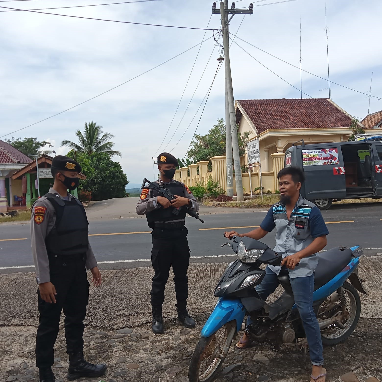 Patroli KRYD , Polres Way Kanan Ajak Masyarakat Dalam Penanganan Covid-19