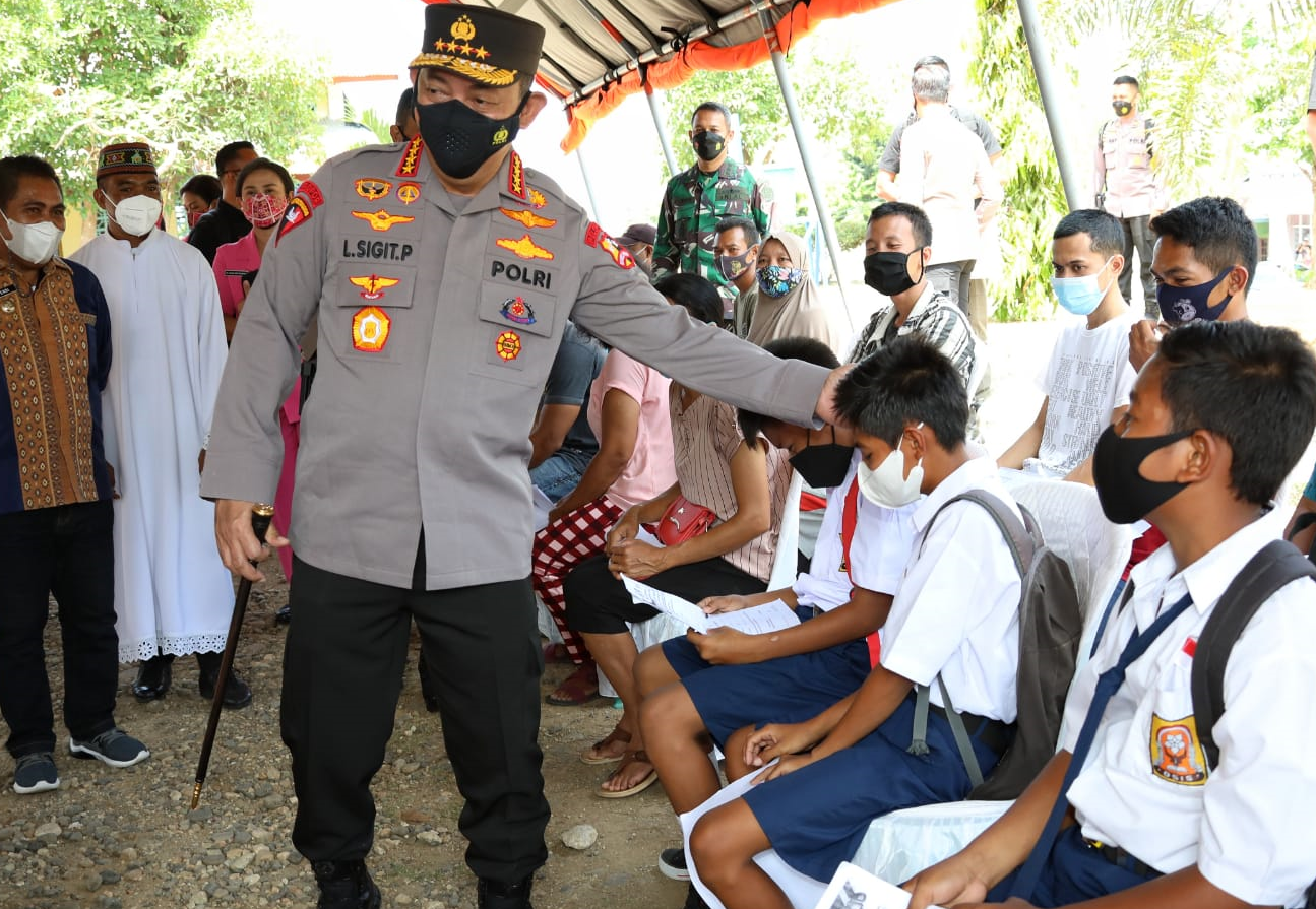 Kapolri Sebut Peran Tokoh Lintas Agama Bantu Percepatan Vaksinasi di Labuan Bajo