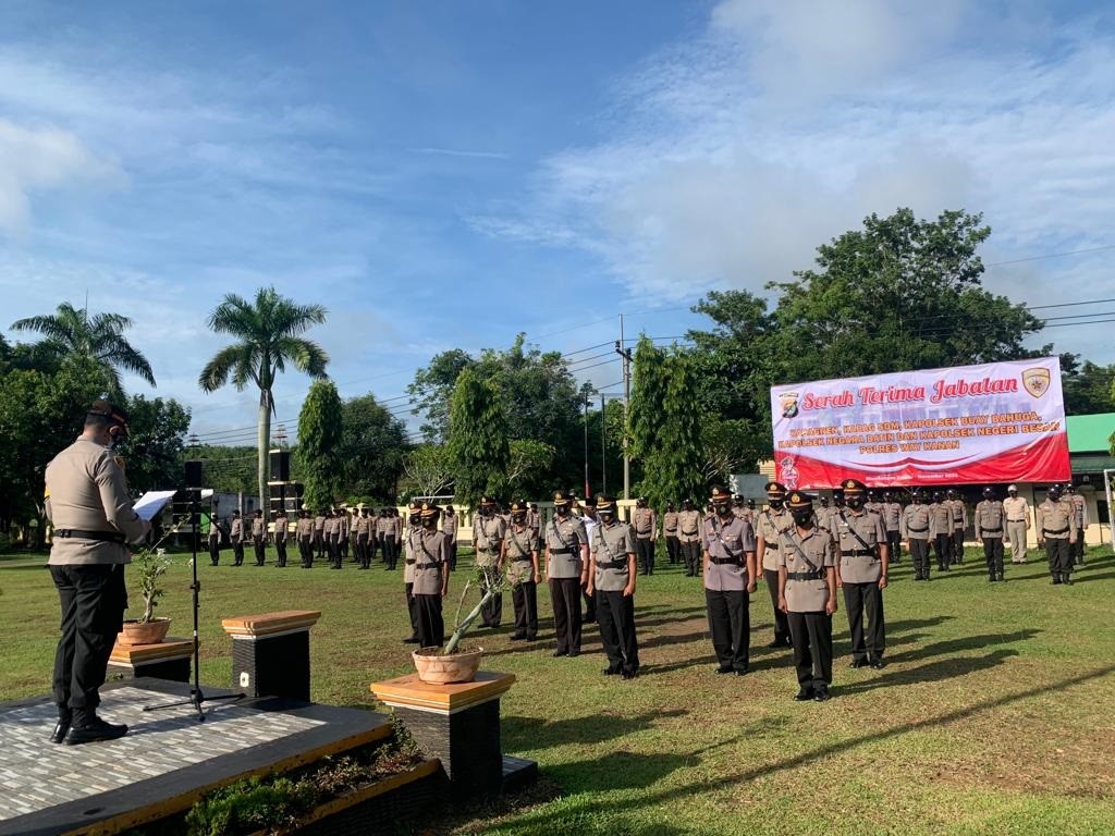 Polres Way Kanan gelar upacara sertijab Kabagren, Kabagsumda, K Kapolsek Buay Bahuga, Kapolsek Negar