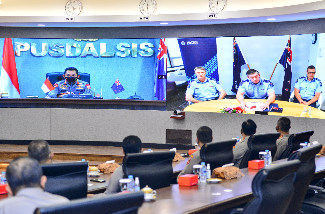 Polri dan Polisi Selandia Baru Tandatangani Kerjasama Pencegahan dan Pemberantasan Kejahatan Transna