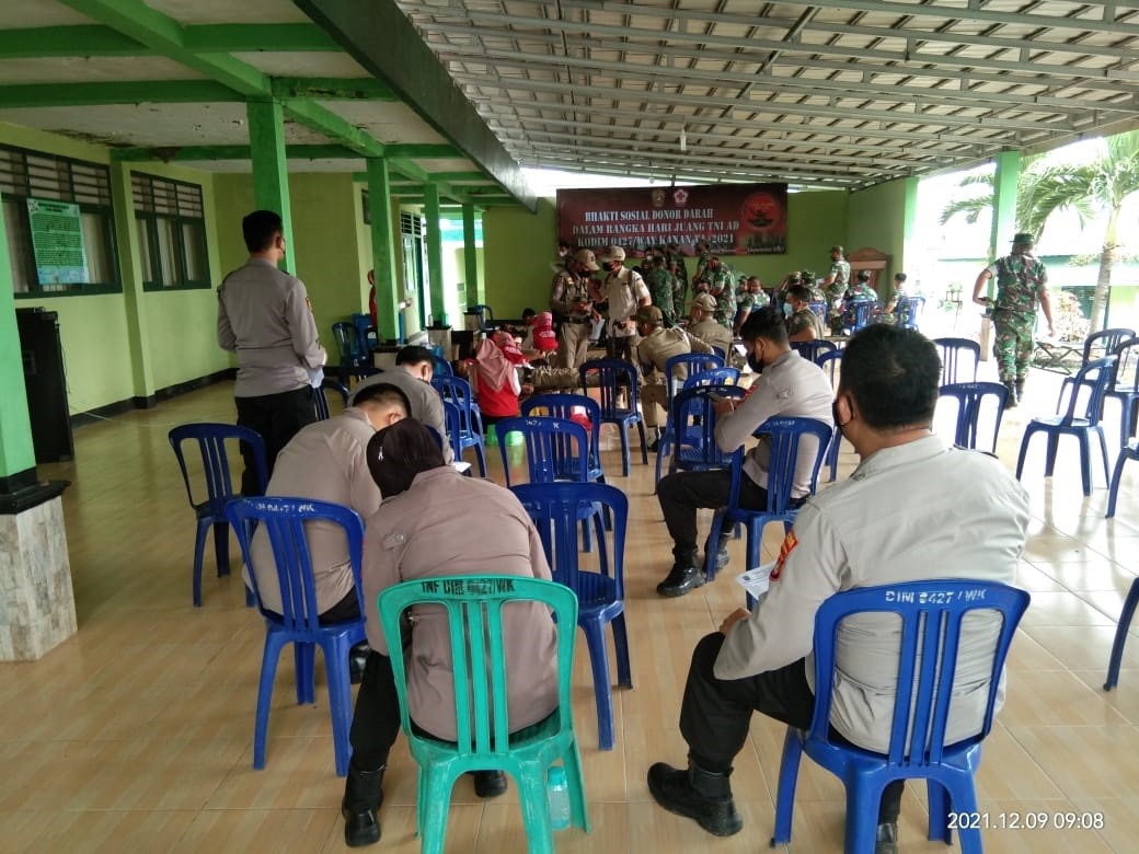 Peringati Hari Juang TNI AD Tahun 2021, Polres Way Kanan Donor Darah di Kodim 0427 Way Kanan.