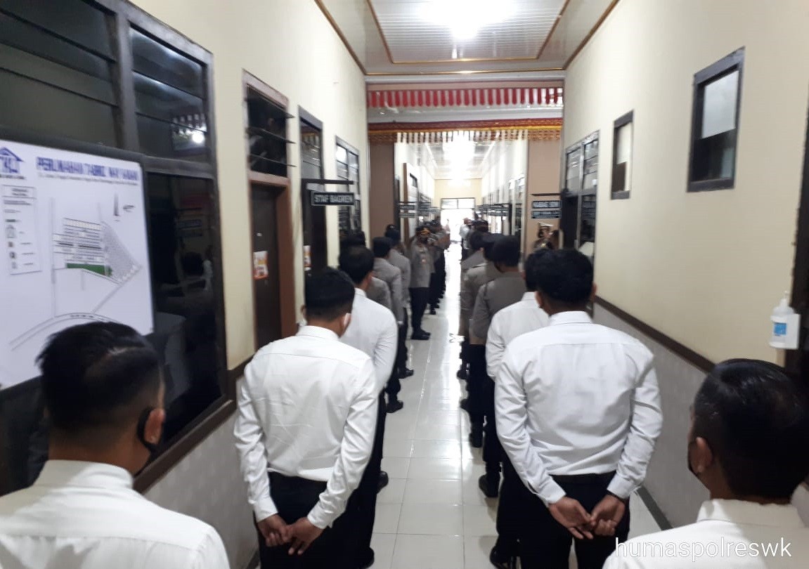 Wakapolres Way Kanan, Ingin Anggota Tidak Menyalahgunakan Medsos Apalagi bermain Tik Tok