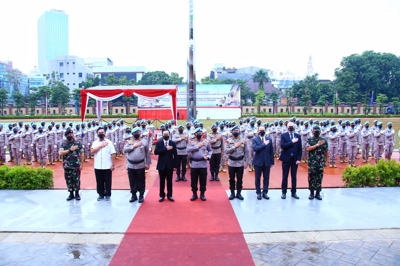 Tutup Misi Satgas Perdamaian Dunia Kapolri:Jadilah Inspirasi untuk Wujudkan Polri Dicintai Masyaraka