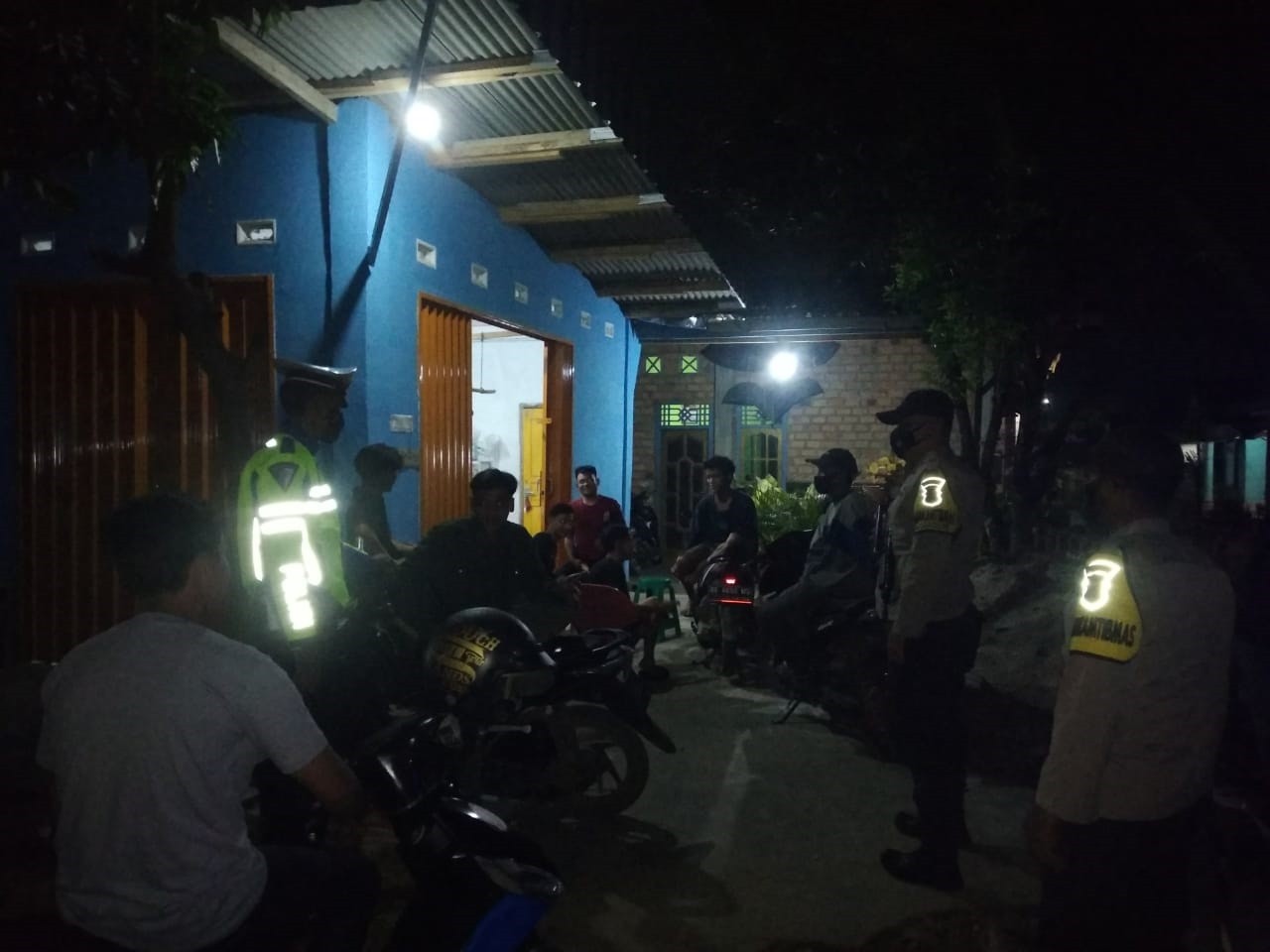 Patroli KRYD, Polsek Baradatu Tegur Masyarakat Tidak Patuhi Prokes