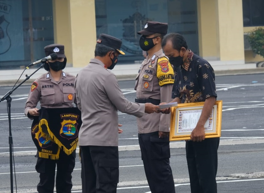 Gagalkan Aksi Curanmor, Jukir Diganjar Penghargaan Kapolda Lampung