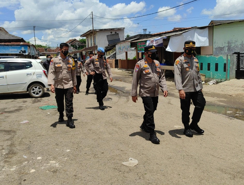 Kapolres Pesawaran Cek Stok Persediaan Plus Harga Minyak Goreng Jelang Ramadhan