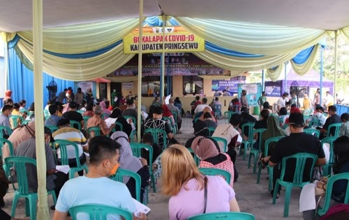Antusias Masyarakat Vaksinasi Serentak Digelar Polres & Polsek Jajaran