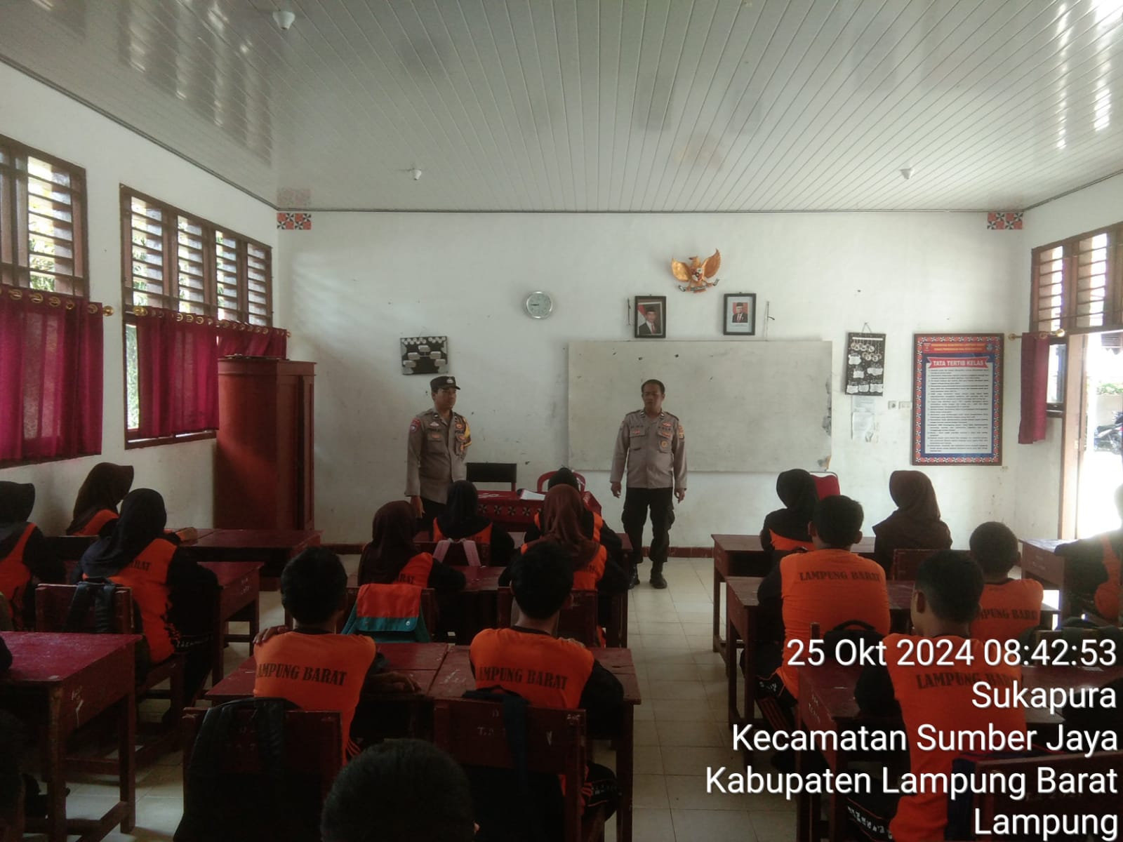 Bhabinkamtibmas Polsek Sumber Jaya Penyuluhan Kekerasan Seksual Terhadap Anak