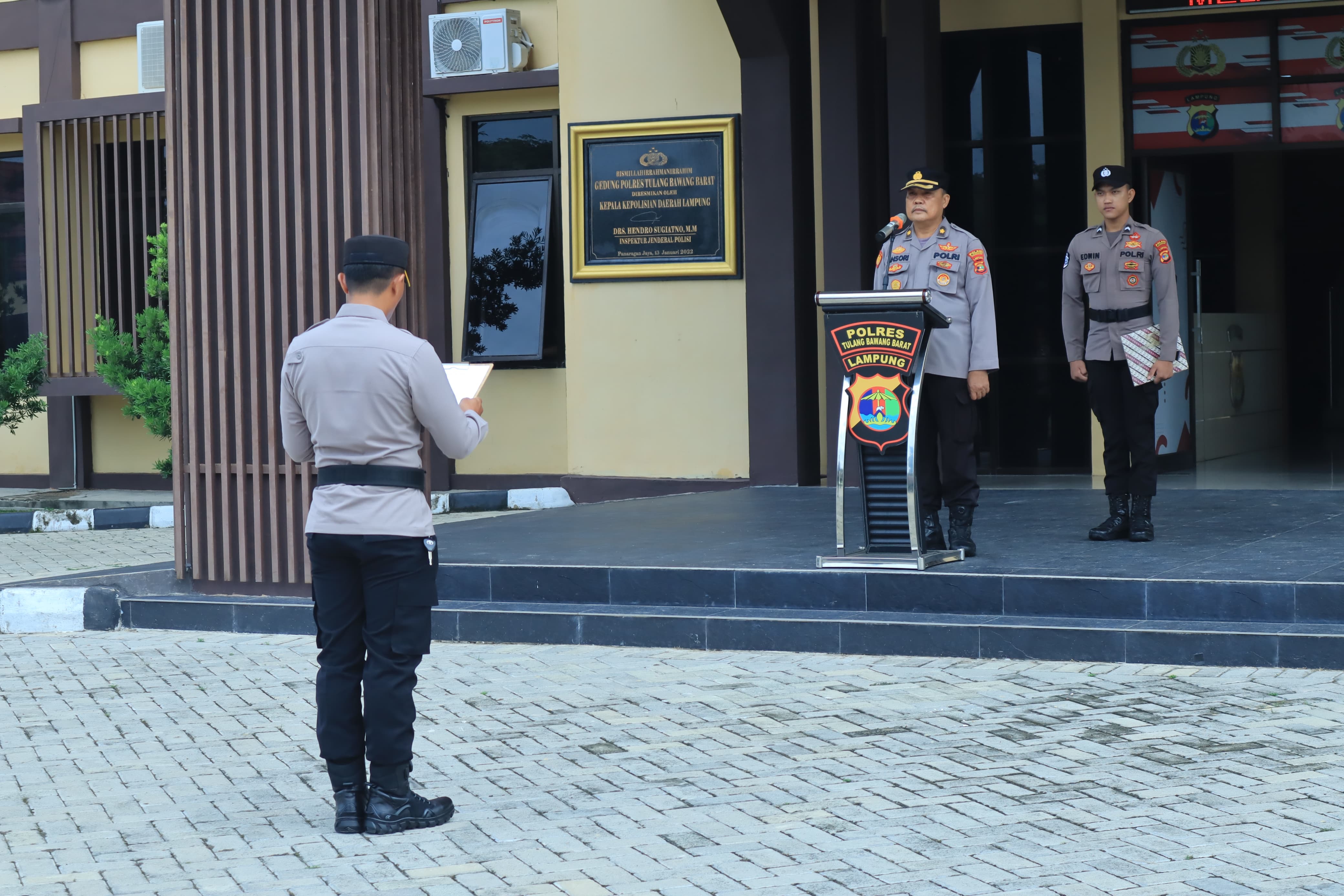 Apel Pagi Polres Tubaba Dipimpin Kabag Ren KOMPOL Ansori