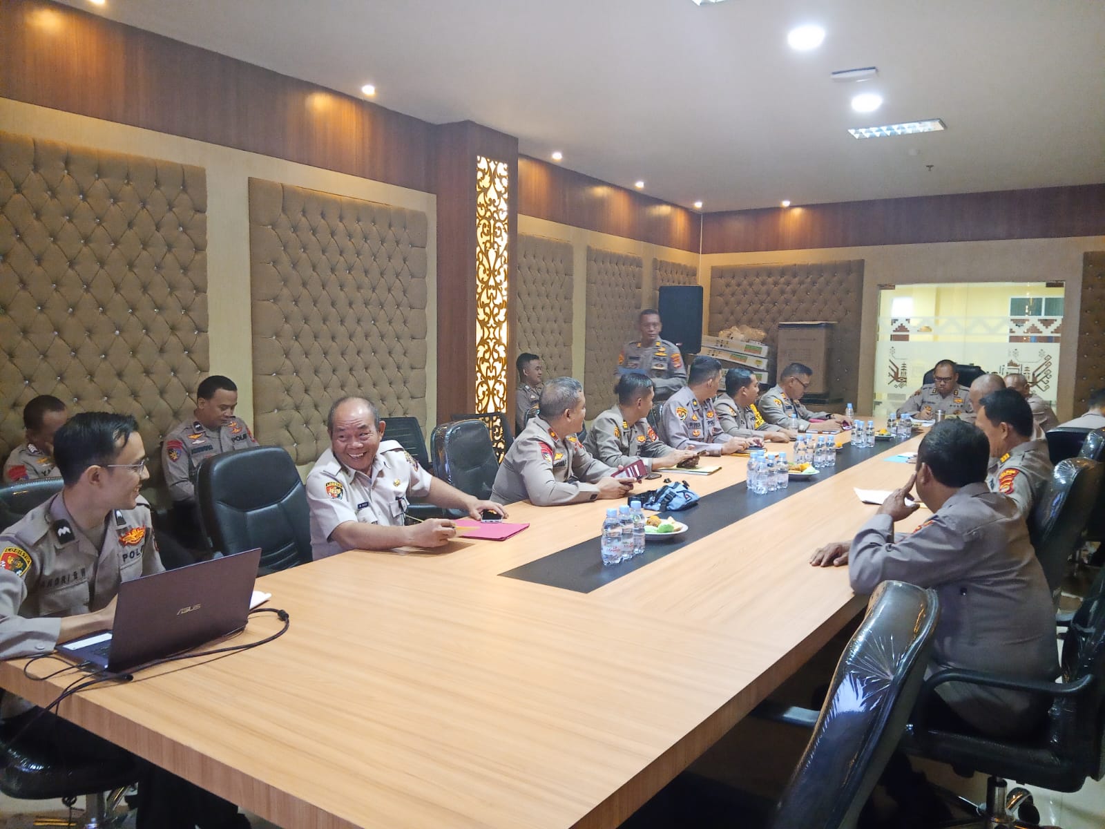 Kabag Log Polres Mesuji Hadiri Rapat Koordinasi Rencana Penandatanganan Kontrak Pengadaan BBM Jajaran Polda Lampung T.A 2025