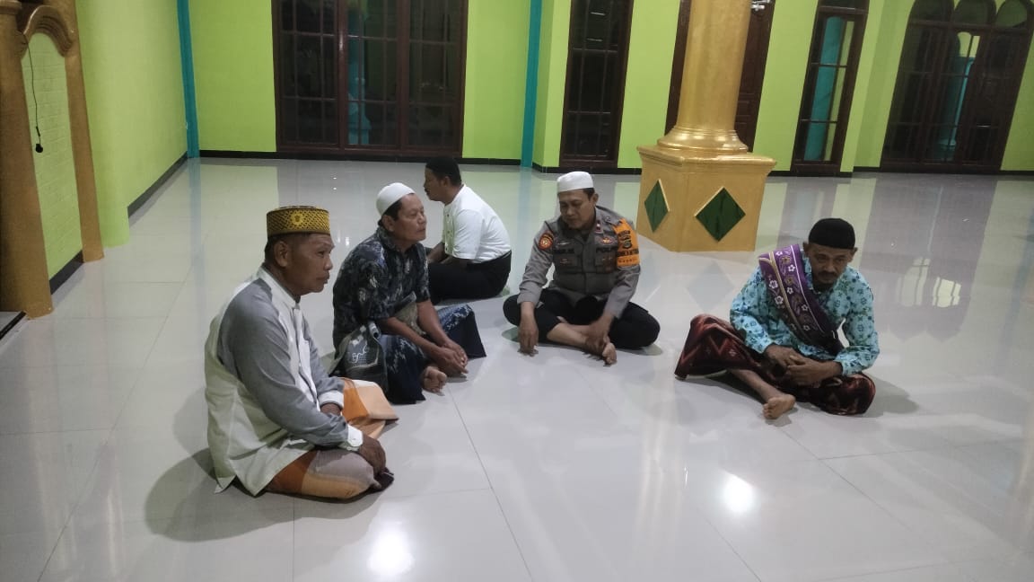Bhabinkamtibmas Polsek Tanjung Raya Laksanakan Safari Subuh di Masjid Al-Muhajirin Desa Mukti Jaya