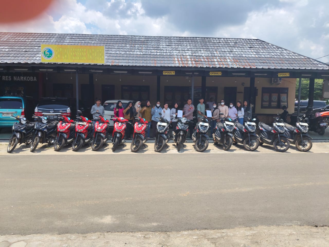 Pemudik Ambil Kembali Kendaraan yang Dititipkan di Polres Lampung Timur, 14 Motor Sudah Diserahkan ke Pemiliknya