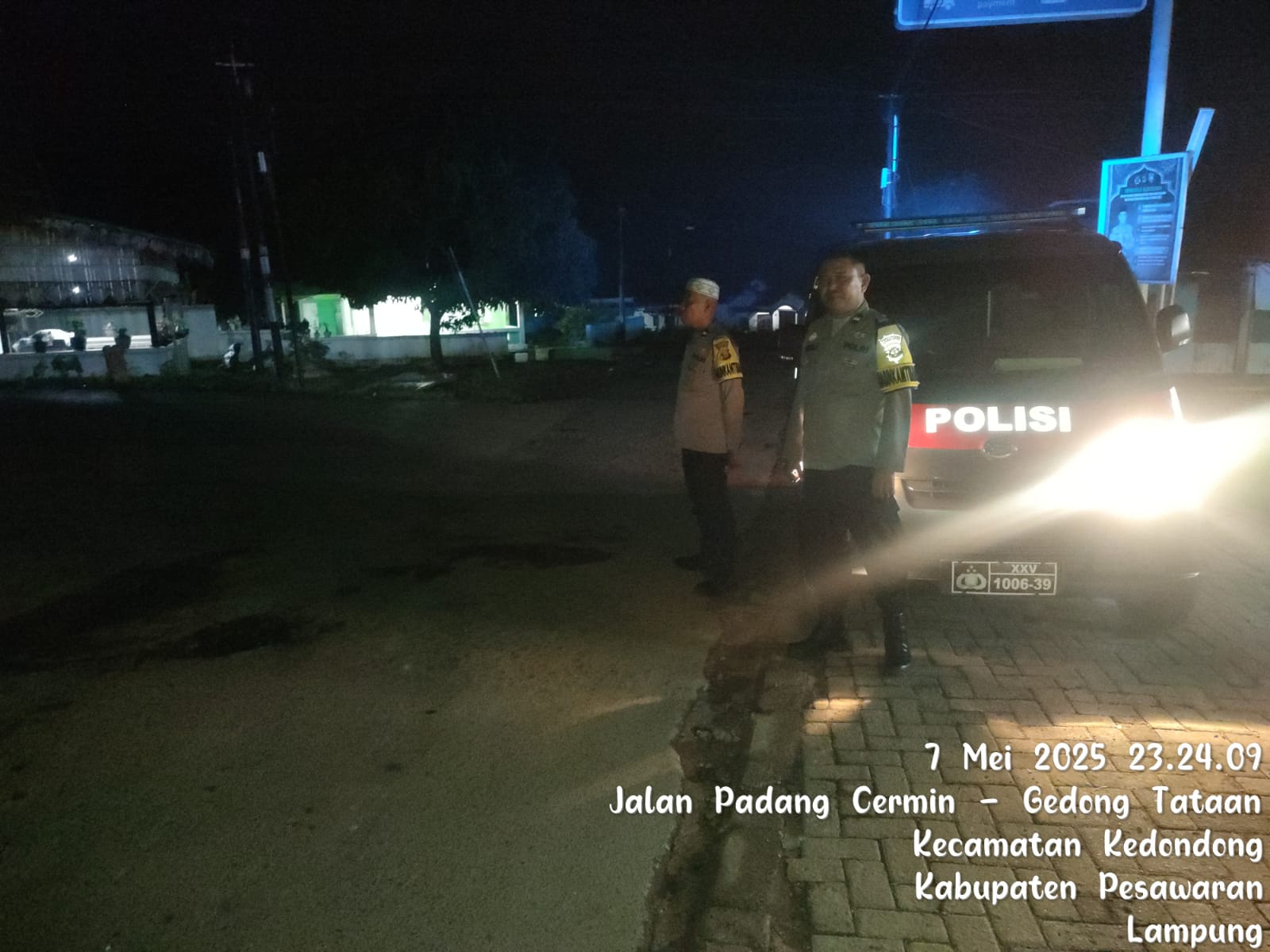 Cegah Kriminalitas dan Premanisme, Polsek Kedondong Laksanakan Patroli KRYD Malam Hari