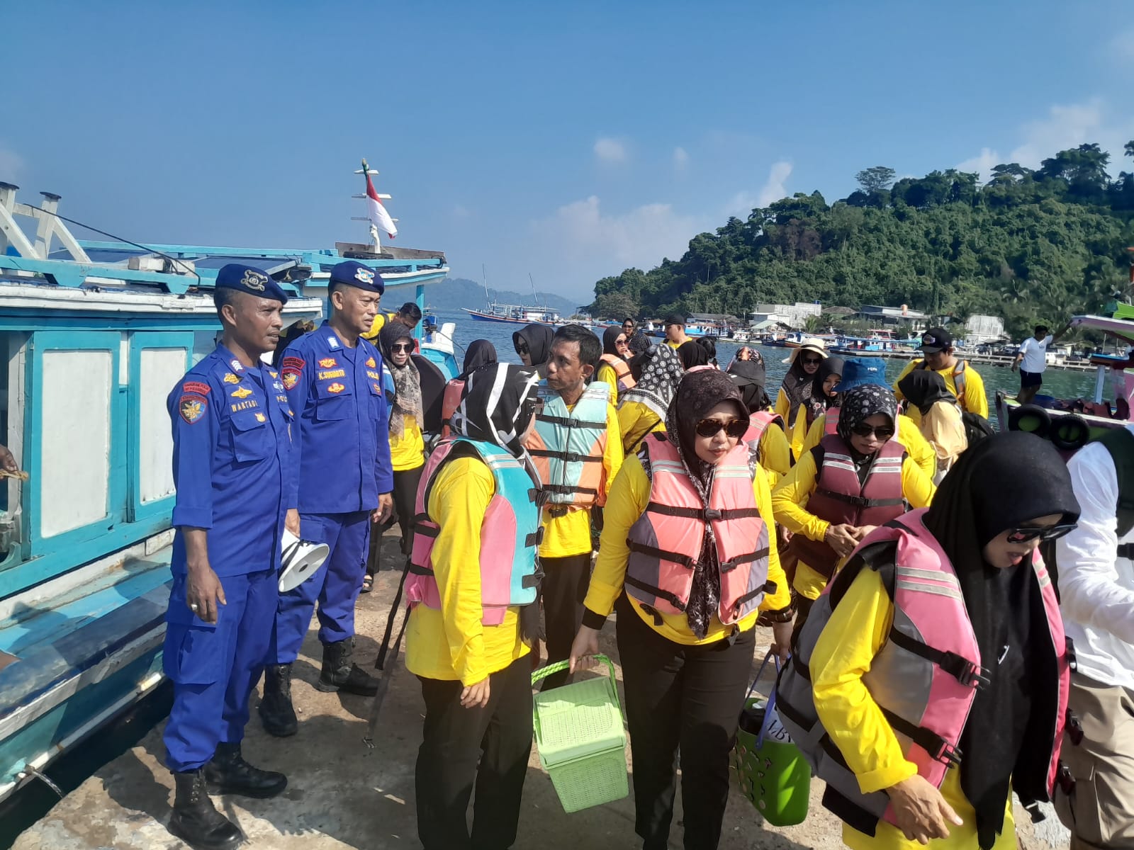 Sat Polairud Polres Pesawaran Tingkatkan Patroli dan Binmas di Perairan Saat Long Weekend