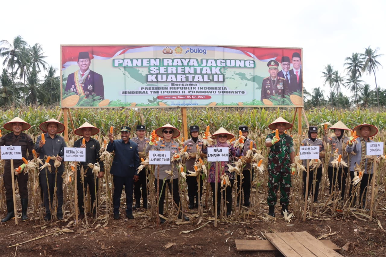 Kapolres Lampung Timur Hadiri Panen Raya Jagung Serentak Kuartal II