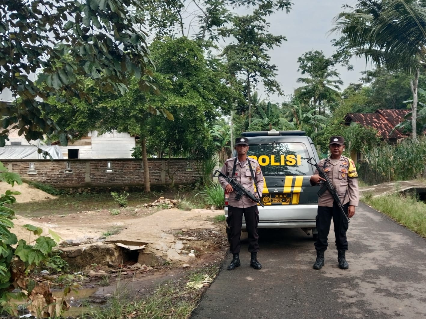 Polsubsektor Negeri Katon Patroli Dialogis dan Hunting C3