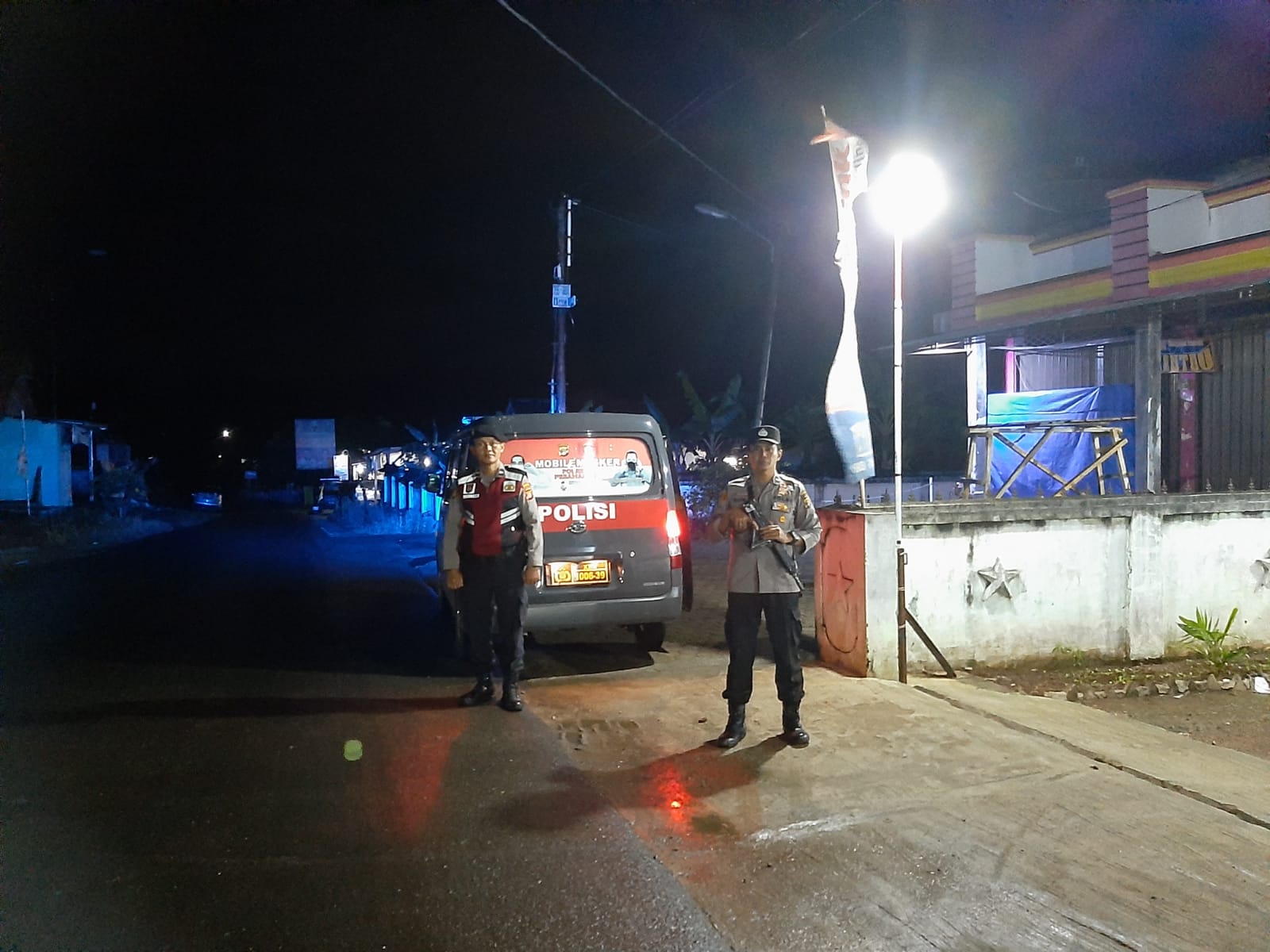 Polsek Kedondong Terjunkan Tim Patroli Presisi Jaga Kondusivitas Malam Hari