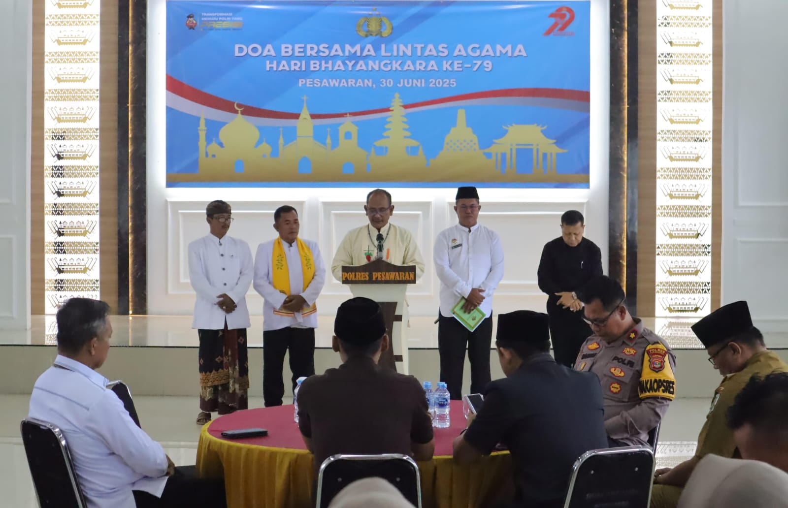 Polres Pesawaran Gelar Doa Bersama Lintas Agama Jelang Hari Bhayangkara Ke-79, Pererat Kerukunan dan Wujudkan Polri untuk Masyarakat