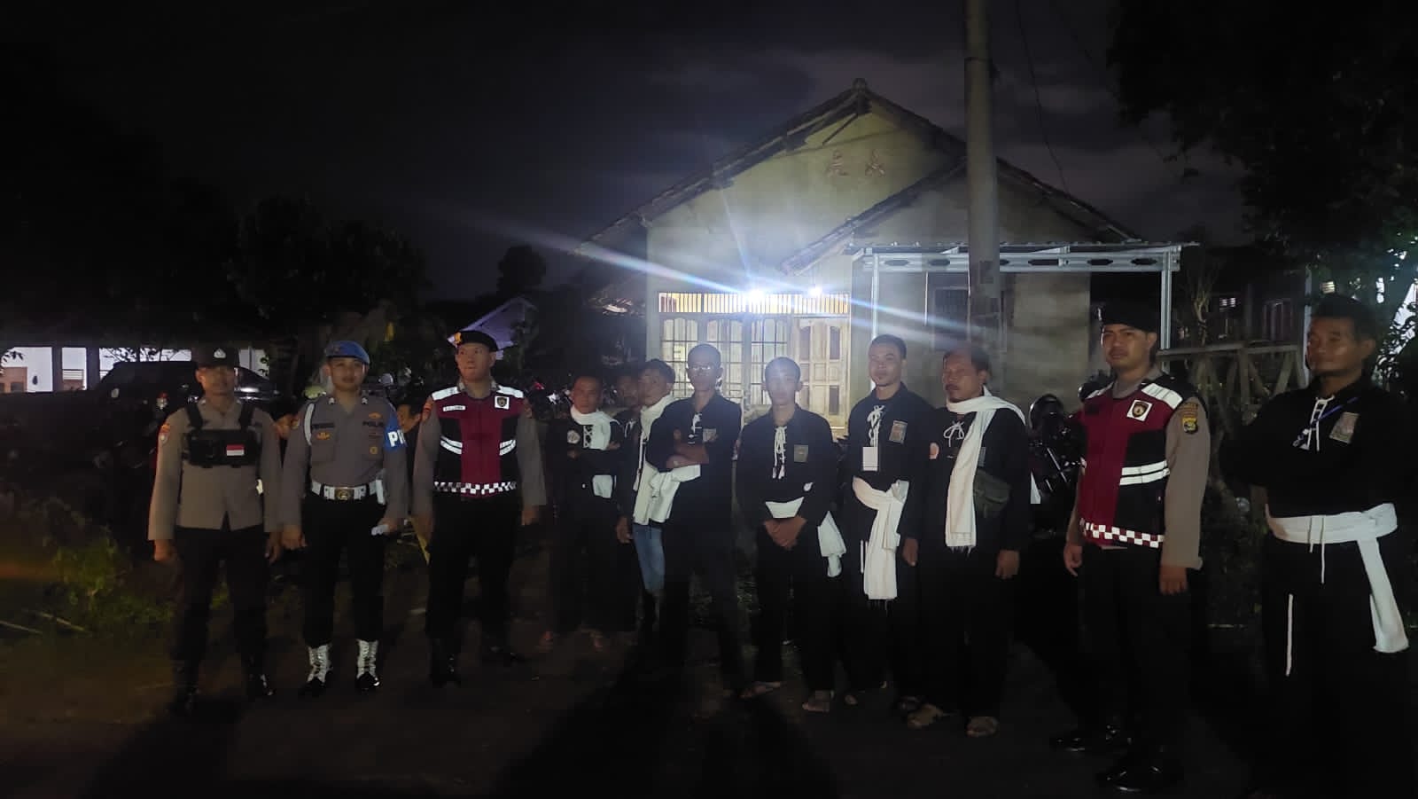 Polres Pesawaran Pengamanan Pengesahan Warga Baru PSHT, Sat Samapta Pastikan Situasi Kondusif
