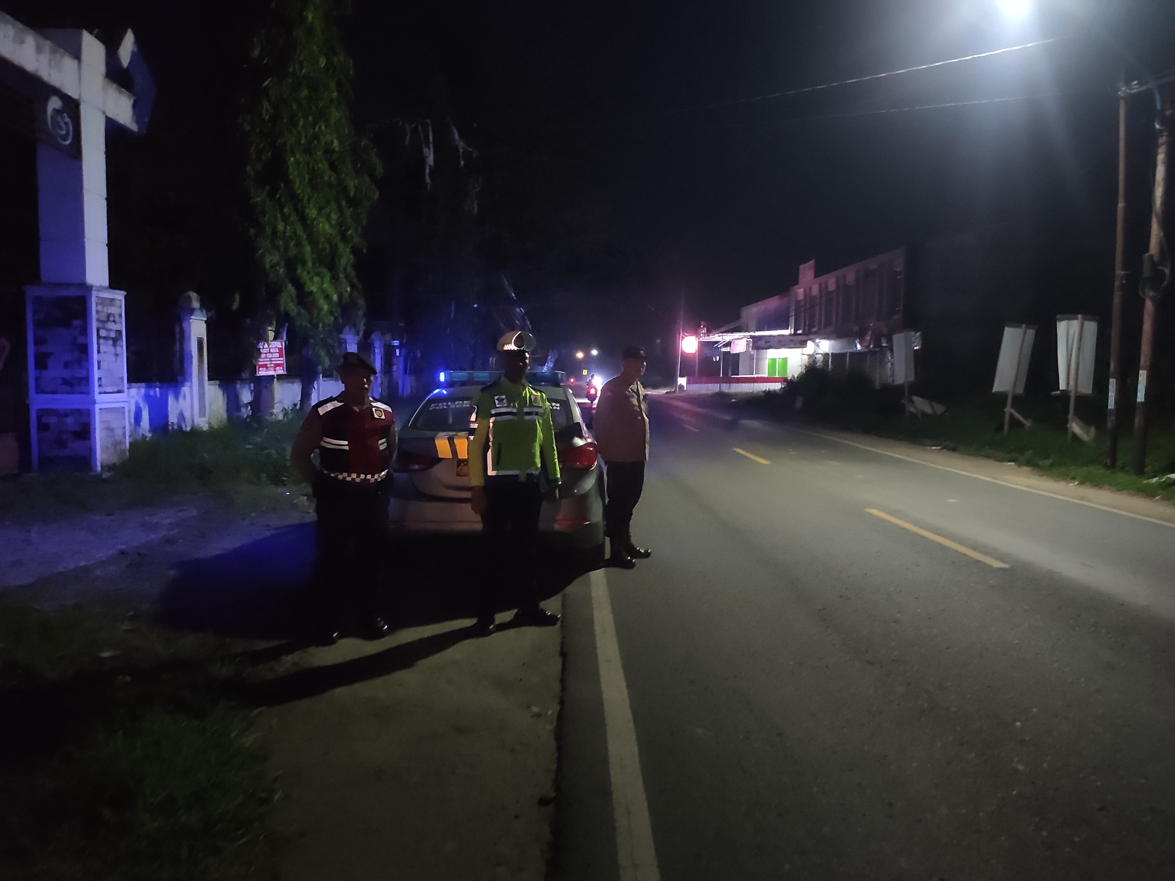 Jamin Kamtibmas Kondusif, Polsek Gedong Tataan Patroli Dialogis Ajak Masyarakat Jaga Keamanan Lingkungan