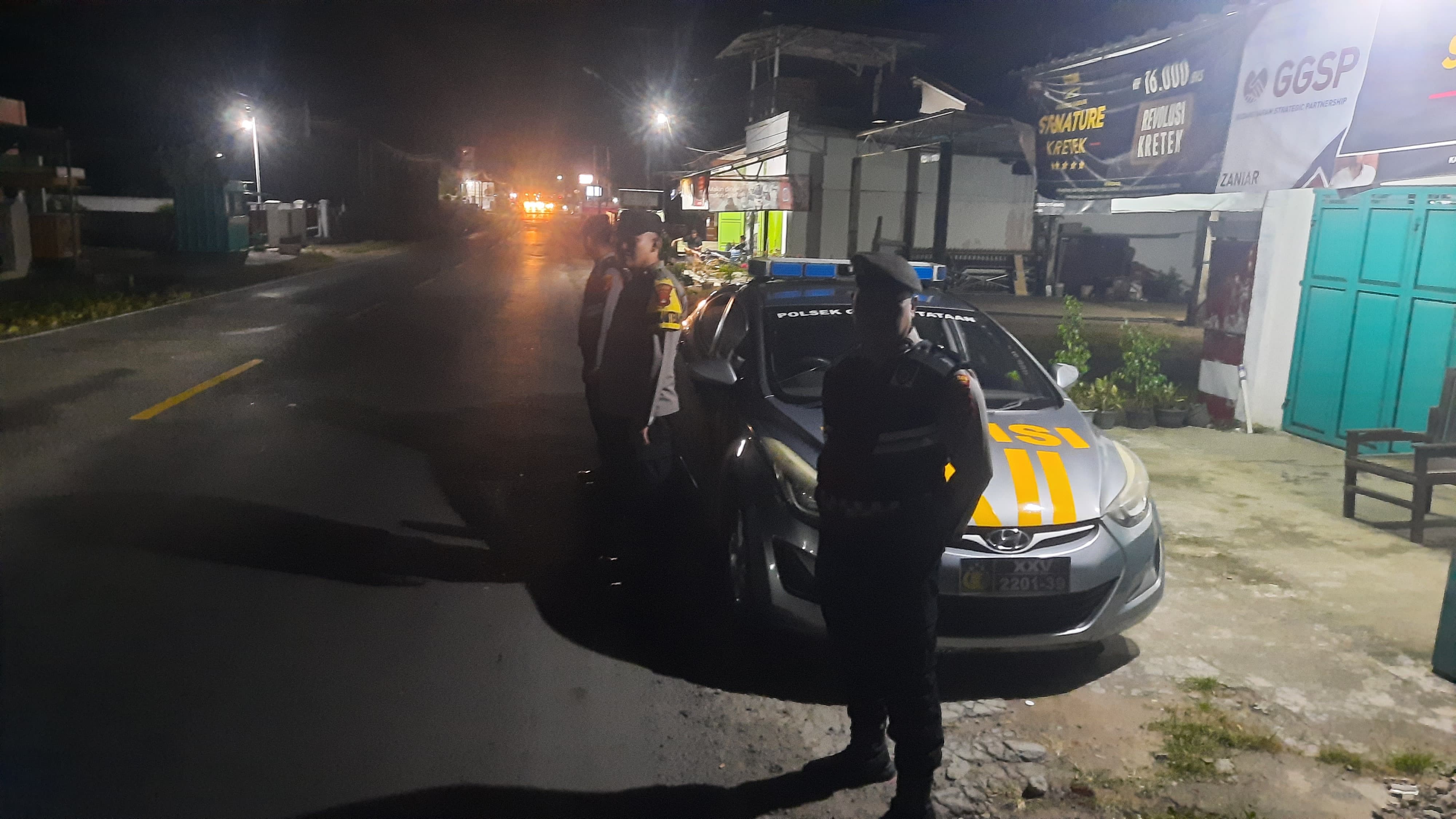 Polsek Gedong Tataan Terjunkan Personel Patroli Presisi Dini Hari, Wujudkan Wilayah Aman Kondusif