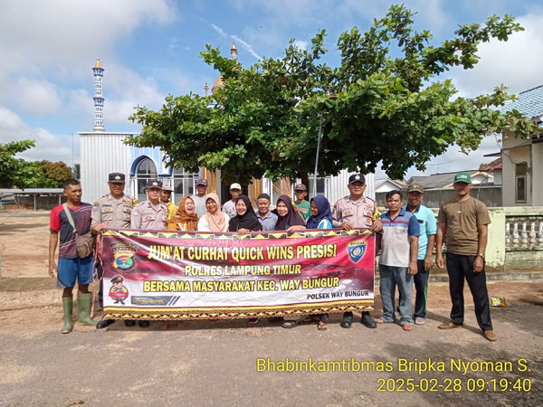 Polsek Way Bungur Gelar Jumat Curhat di Desa Tanjung Qencono, Warga Harapkan Ronda Malam Diaktifkan Kembali