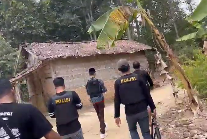 Aniaya korban hingga bacok luka diwajah, Seorang Kakek  diringkus Polisi