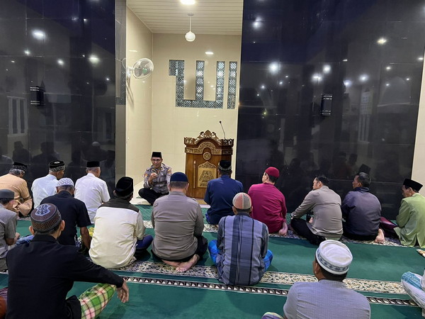 Safari Subuh, Kasat Narkoba Polresta Bandar Lampung Ajak Masyarakat Jaga Kamtibmas