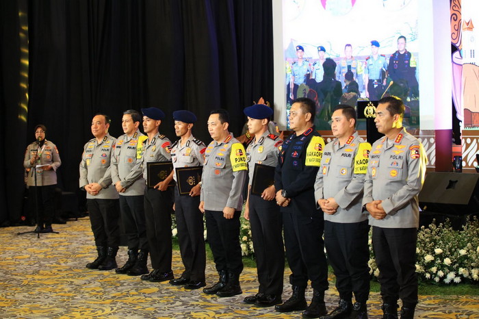 Penghargaan Dari Kapolri Untuk Personel Damai Cartenz Diharapkan Jadi Motivasi