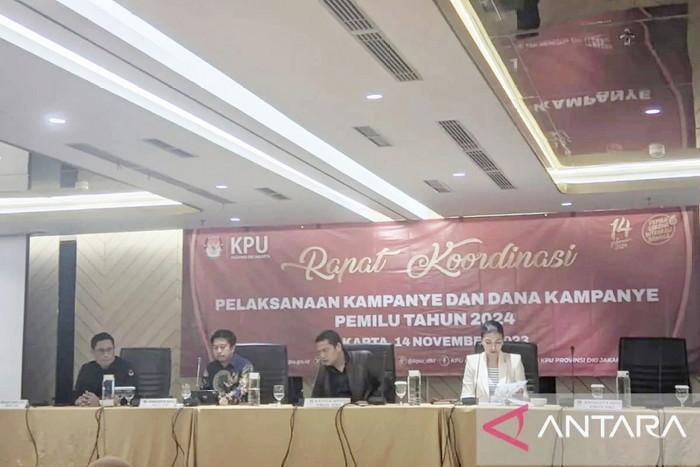 KPU Imbau Peserta Pemilu Tak Pasang Bahan Kampanye di Tembok dan Pagar
