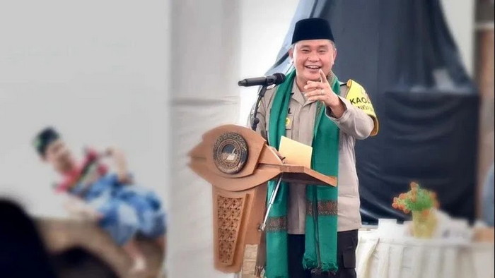 Hadiri Perayaan 2 Abad Pondok Tremas, Kabaharkam Polri Ajak Santri Jadi Pilar Demokrasi Jelang Pemilu