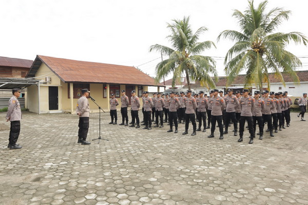Bintara Remaja Polres Pesisir laksanakan Binlatkatpuan selama 14 Hari